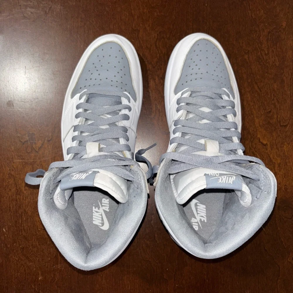 Jordan 1 High OG Stealth - men 10.5 (creases, repainted) - Picture 4 of 12